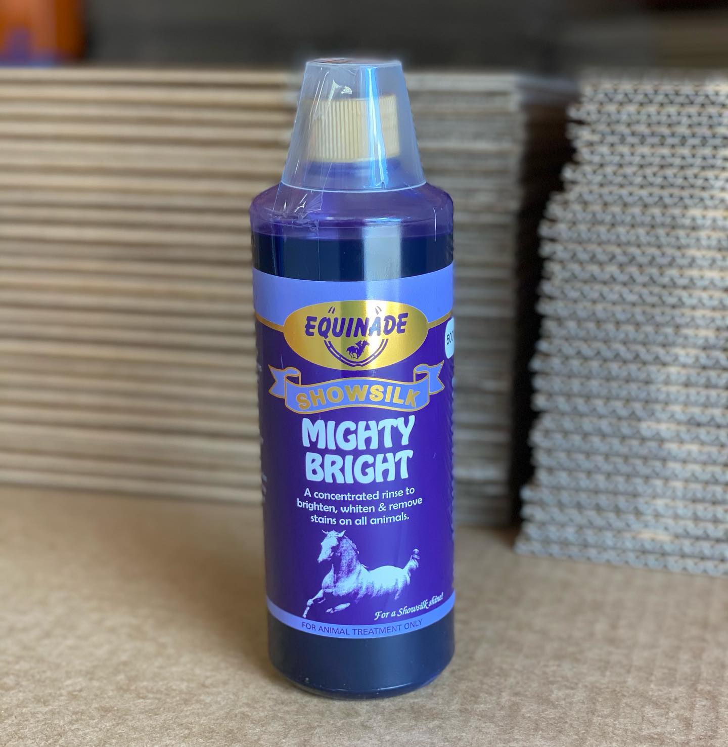 Equinade Showsilk Migthy Bright