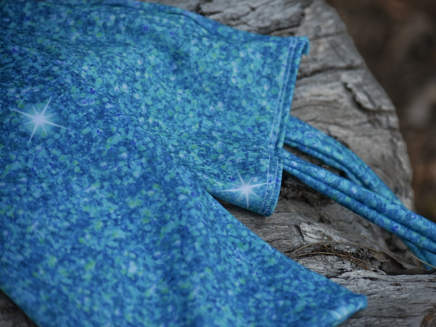 Baby Blue Sparkle Tie-in Tail Bag
