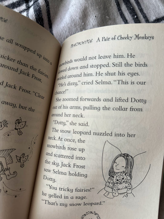 Rainbow Magic: Selma the Snow Leopard Fairy