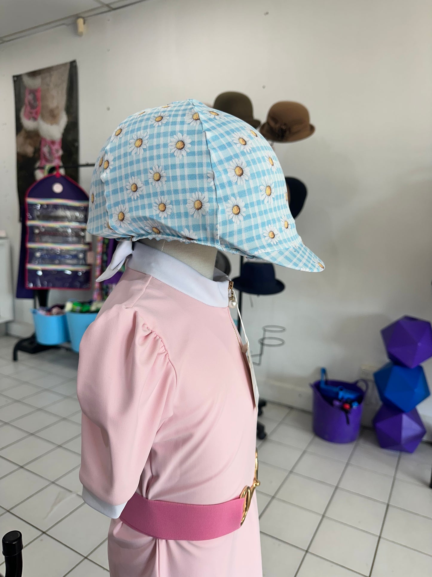 Gingham Daisies Helmet Cover