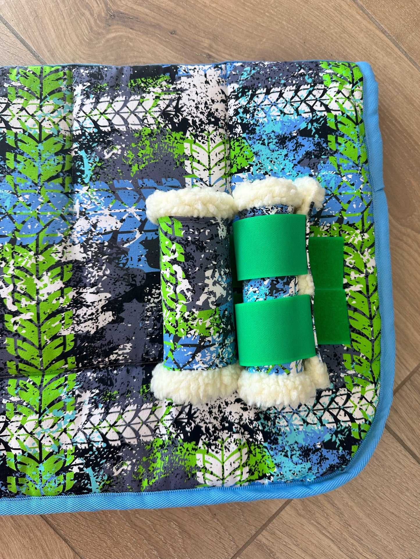 Motorbikes Kids Saddle Pad