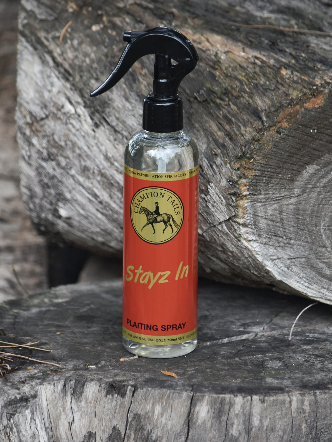 Champion Tails Stayz in Plaiting Spray