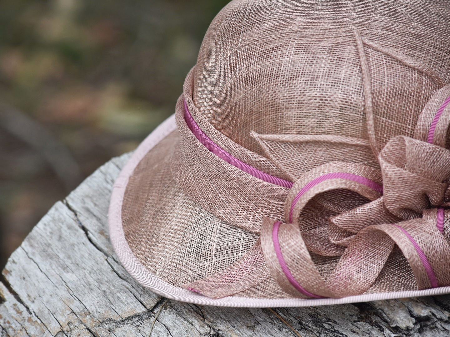 Sinamay cloche best sale hat