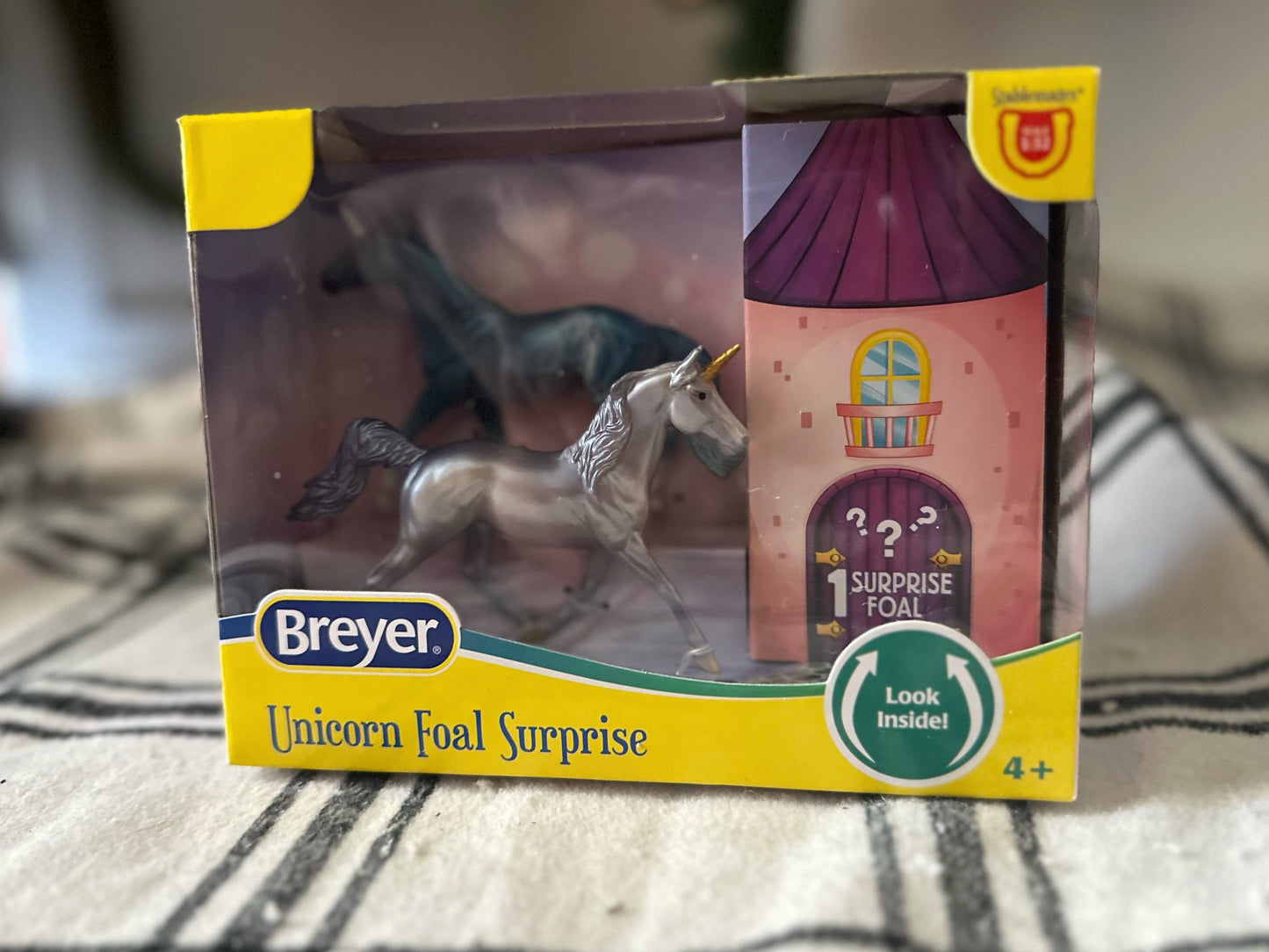 Breyer Unicorn Foal Surprise Family