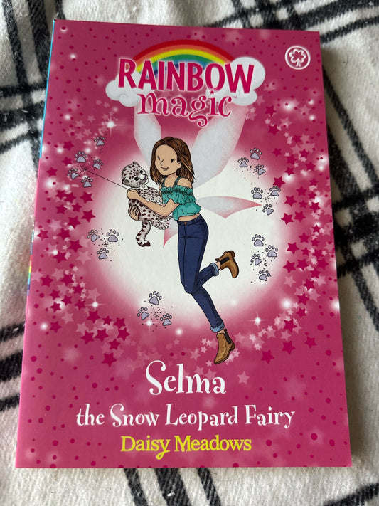 Rainbow Magic: Selma the Snow Leopard Fairy