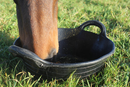 Red Gorilla Tyre Rubber Feed Buckets