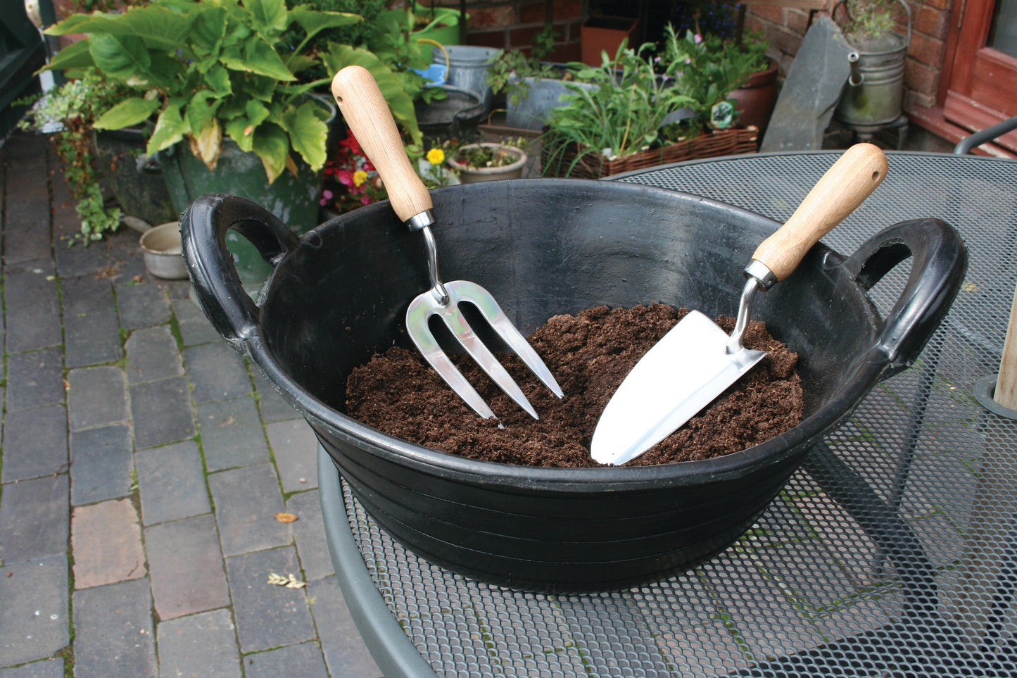Red Gorilla Tyre Rubber Feed Buckets
